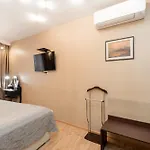Baltic Amber In Diplomatic District & Free Parking Apartment