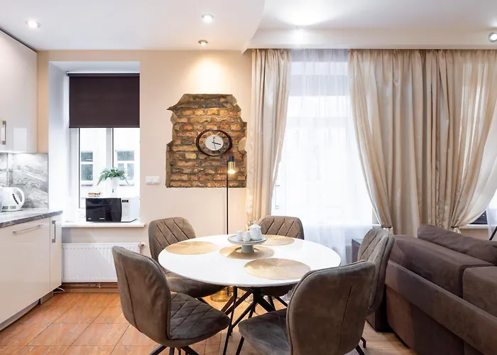 Baltic Amber In Diplomatic District & Free Parking Apartment *