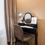 Baltic Amber In Diplomatic District & Free Parking Апартаменты